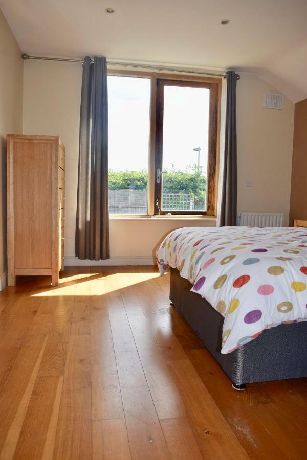 Holiday home Spacious, Bright & Modern 3 Bedroom Family Dublin