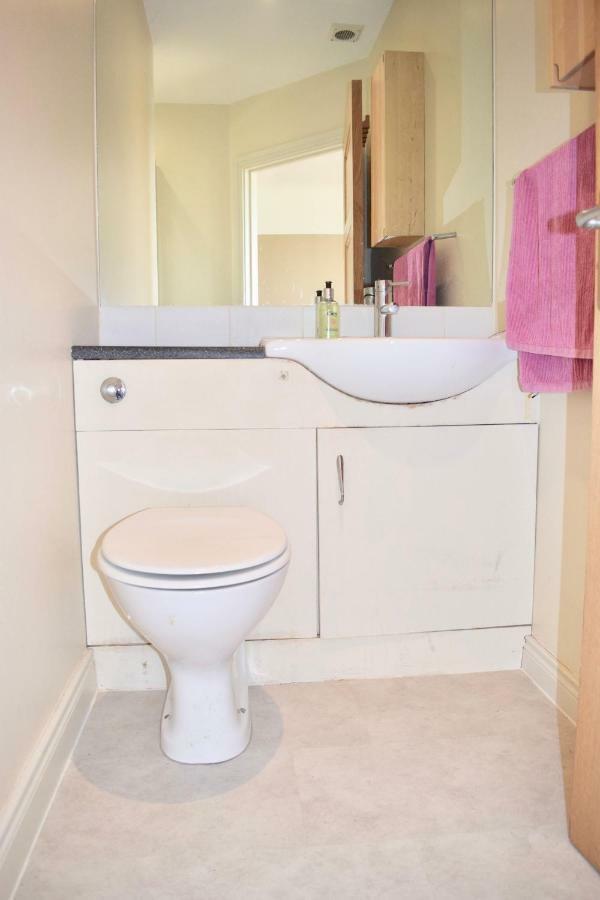 Holiday home Spacious, Bright & Modern 3 Bedroom Family Dublin